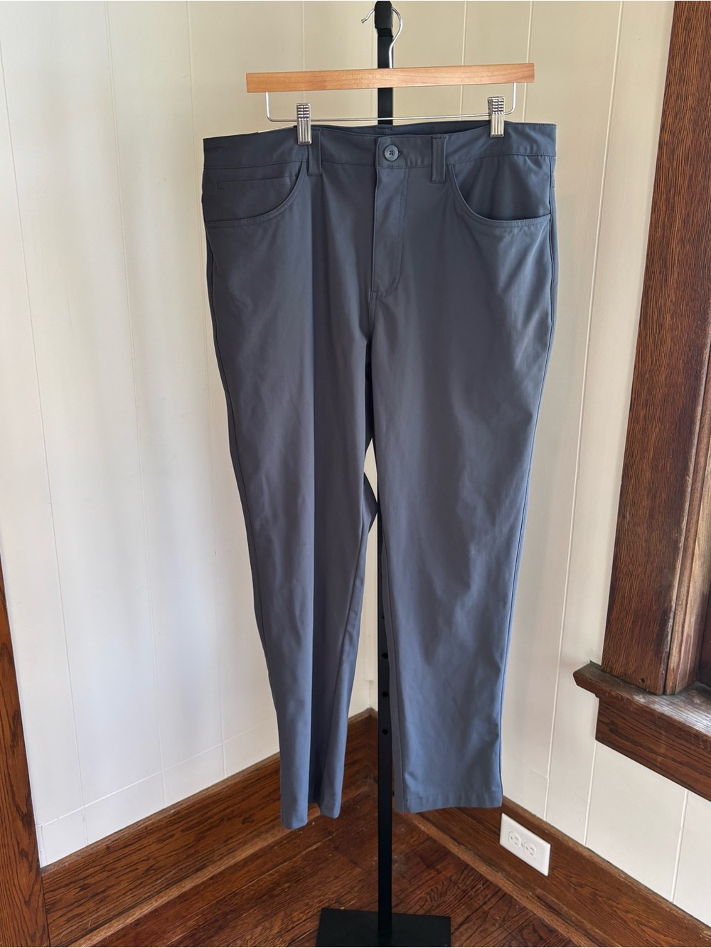 New Balance Mens Gray Performance Stretch Chino Pants NWT Athleisure 36x29